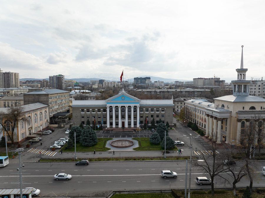 Vista su Bishkek in Kirghizistan