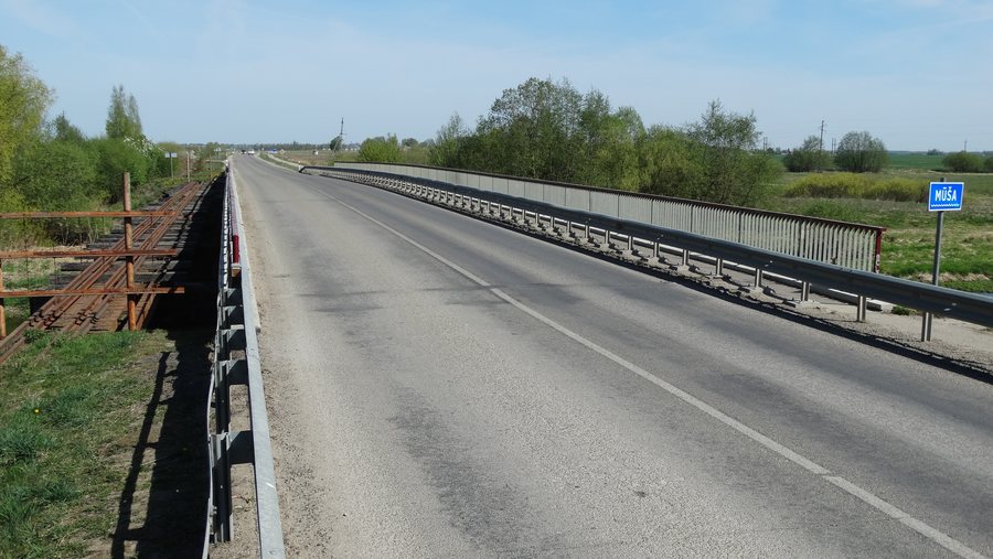 File:Petrašiūnai, tiltas 2019.JPG