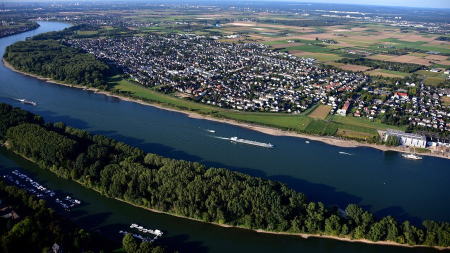Luftaufnahme der Rheininsel Herseler Werth am Rhein
