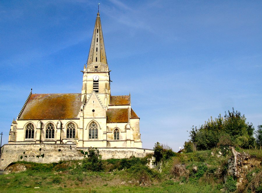 File:Autrêches église 1.jpg