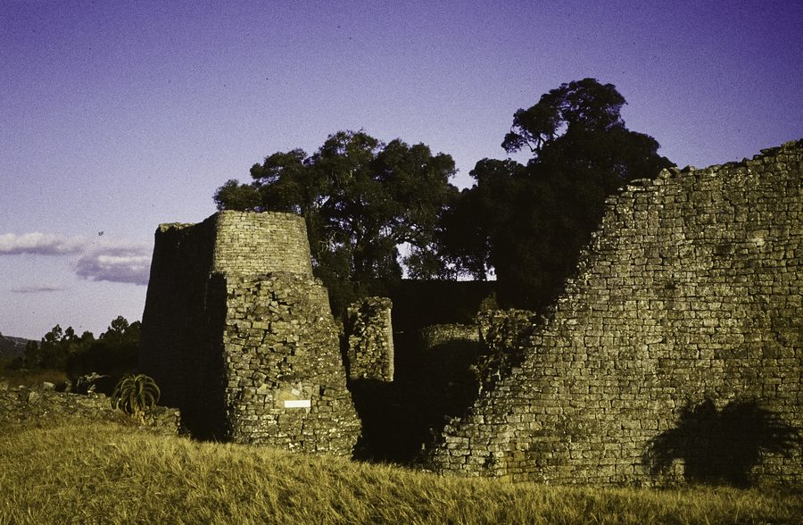 Muro delle rovine di Great Zimbabwe presso Masvingo