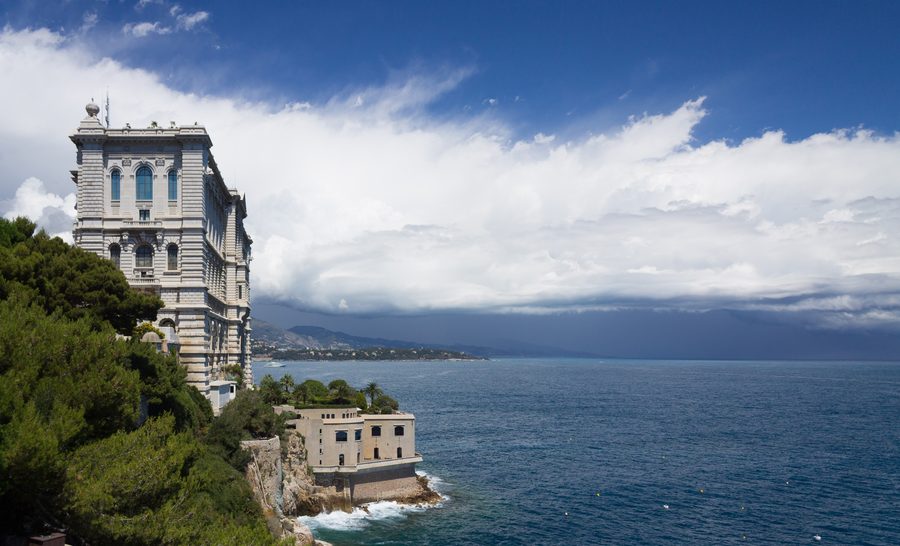 Das Ozeanographische Museum von Monaco auf dem Felsen von Monaco-Ville.