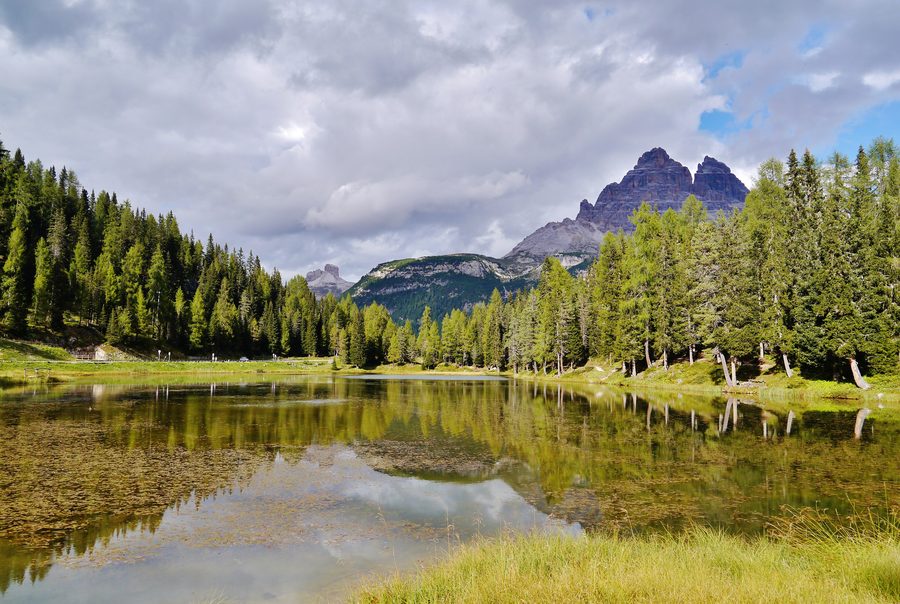 Mountain pass toward the Tre Cime di Lavaredo in Trentino, Italy