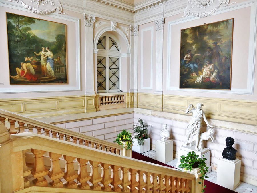 Ehrentreppe im Südflügel des Château des Ducs de Savoie in Chambéry