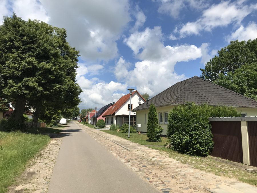 Ortsansicht von Holthof, einem Ortsteil der Gemeinde Splietsdorf in Mecklenburg-Vorpommern