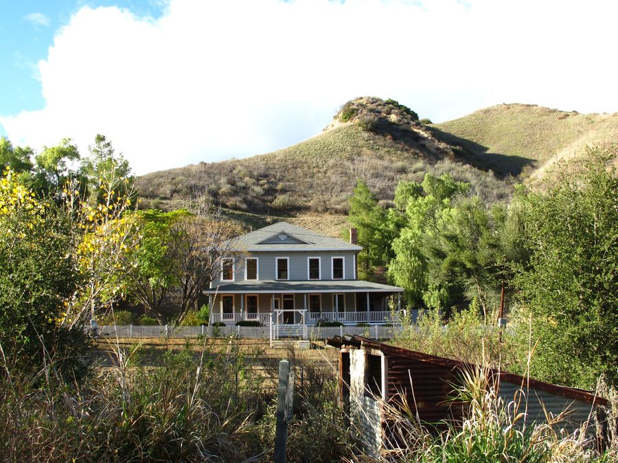 C. A. Mentry House nella storica città petrolifera di Mentryville, California