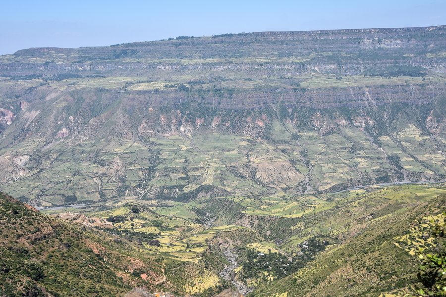 Paesaggio di gola e cascata in Oromia