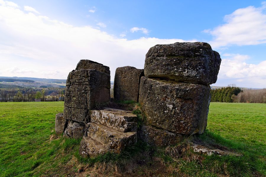 Ungewöhnliche Basaltformation des Ketzersteins im Westerwald nahe Liebenscheid-Weißenberg
