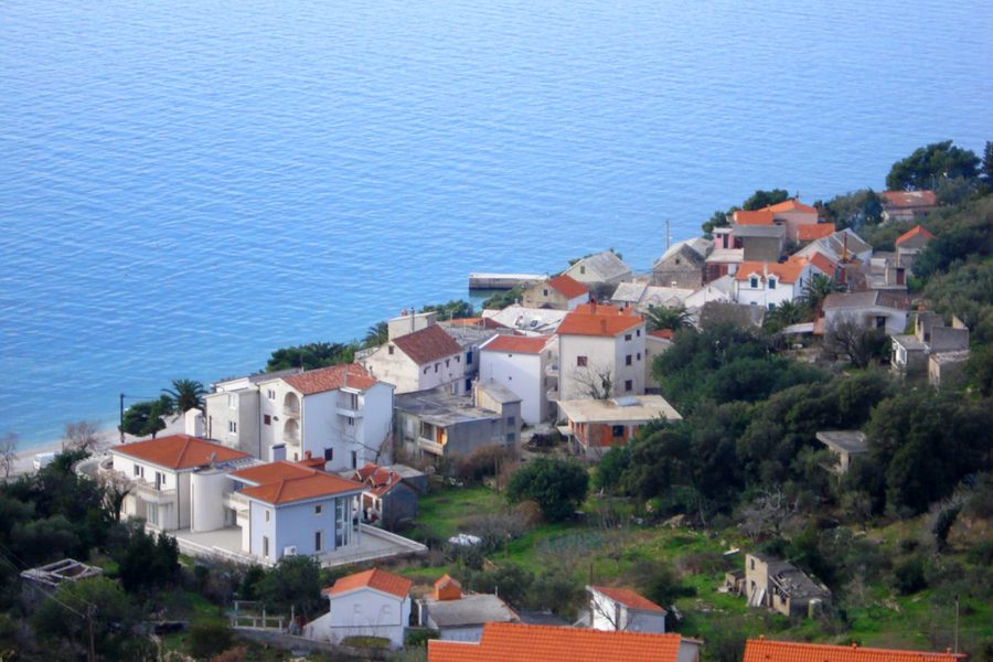 Villaggio di Bratuš nel comune di Baška Voda
