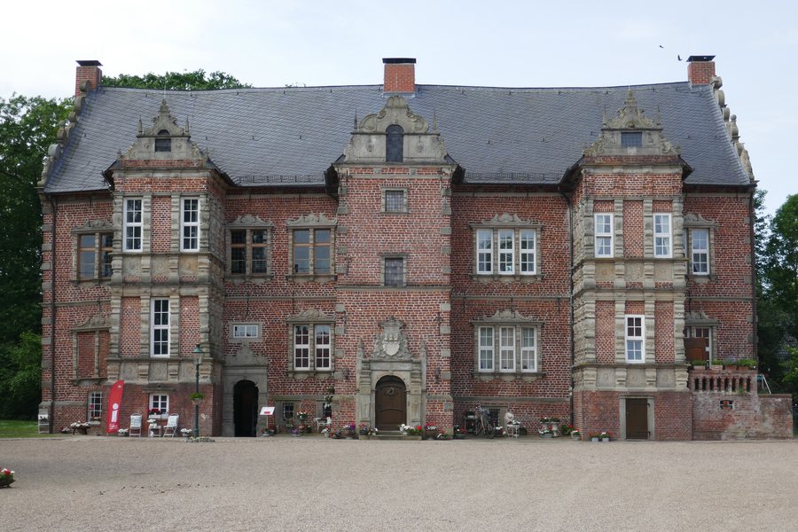 File:Erbhof Thedinghausen.jpg