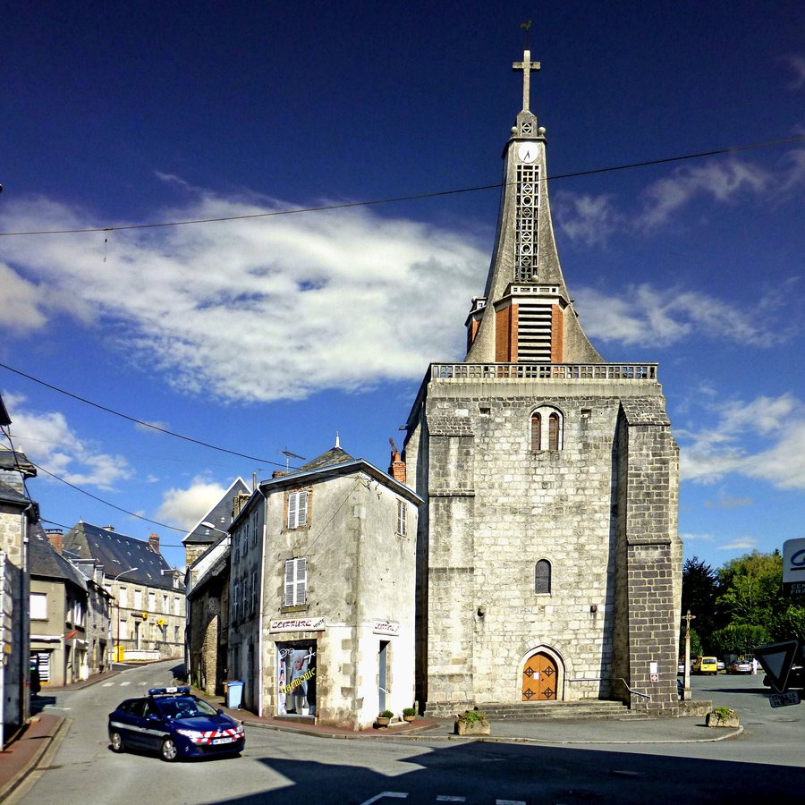 File:Saint-Vaury, Creuse, France.jpg