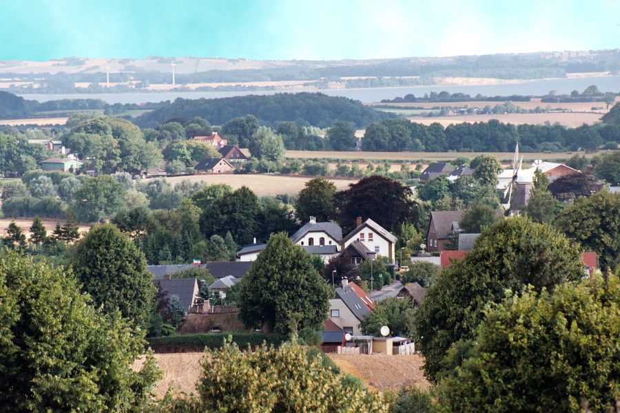 Vista dalla torre Bismarck su Nübelfeld e i dintorni di Quern