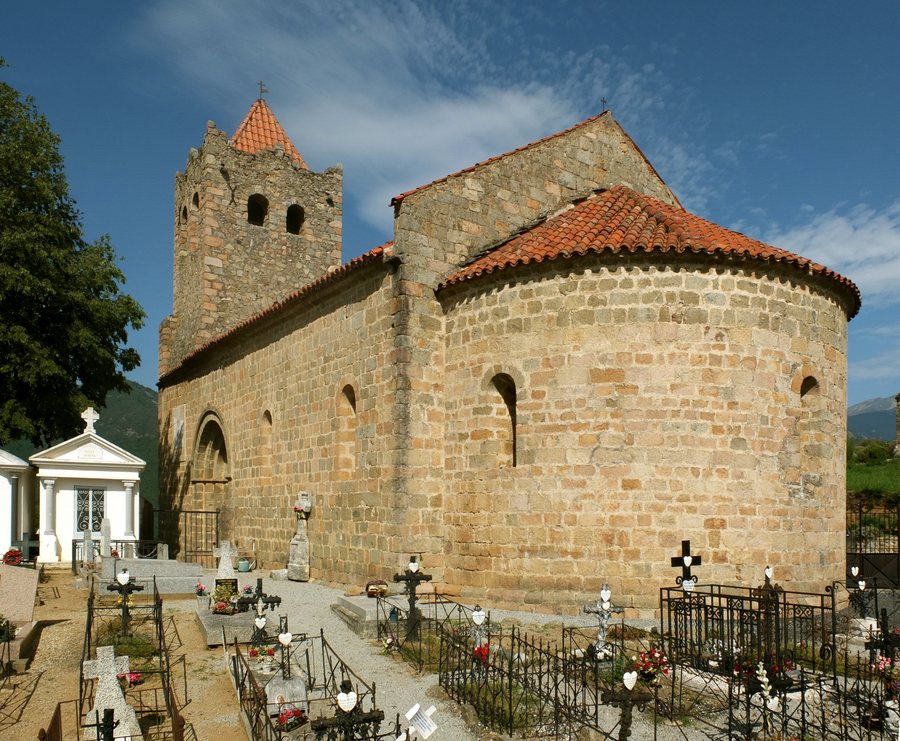File:Serralongue Eglise Sainte-Marie.jpg