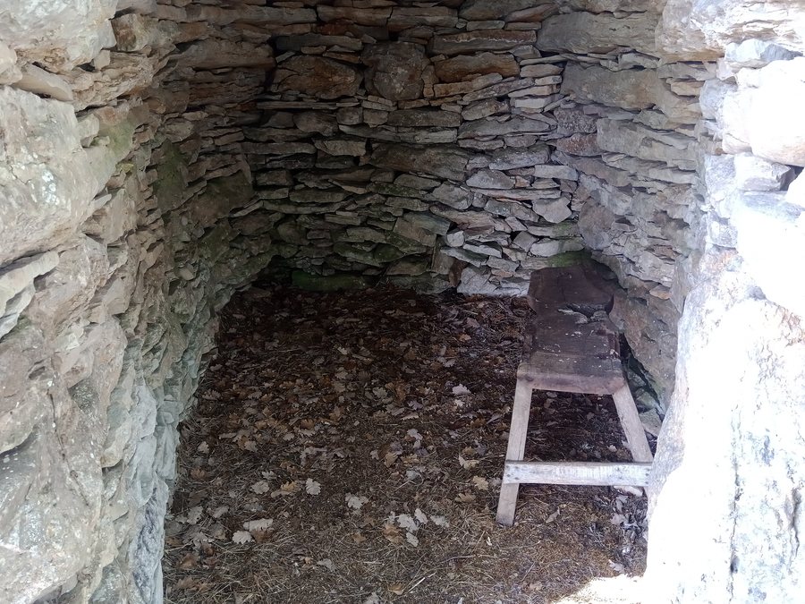 File:Borie Limogne-en-Quercy 01.jpg