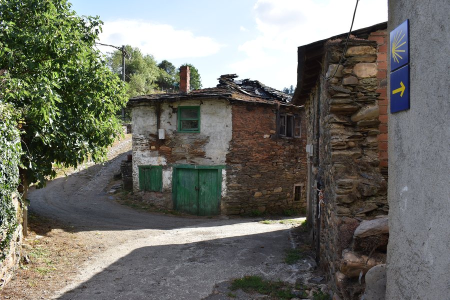 File:A Ponte, Barxa do Lor, A Pobra do Brollón.jpg