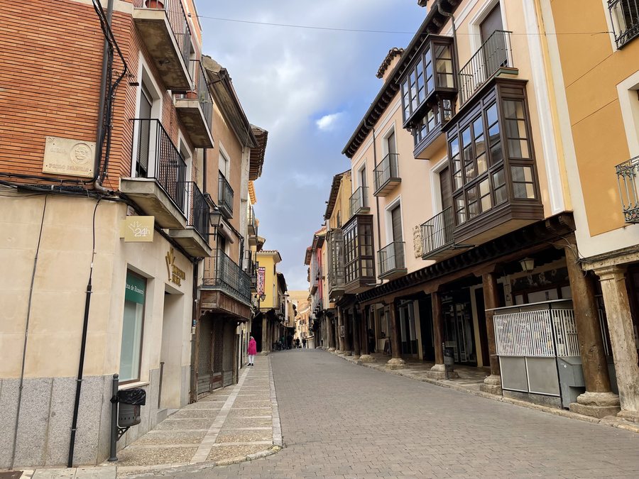 File:Conjunto Histórico de Medina de Rioseco (Valladolid, España).jpg