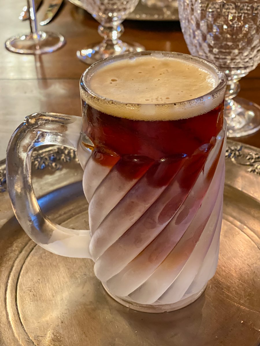 File:Glass of icecold beer in Saint-Léger-sous-la-Bussière, France (51695579829).jpg