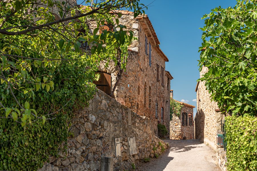 File:Castelnou - 53208866977.jpg