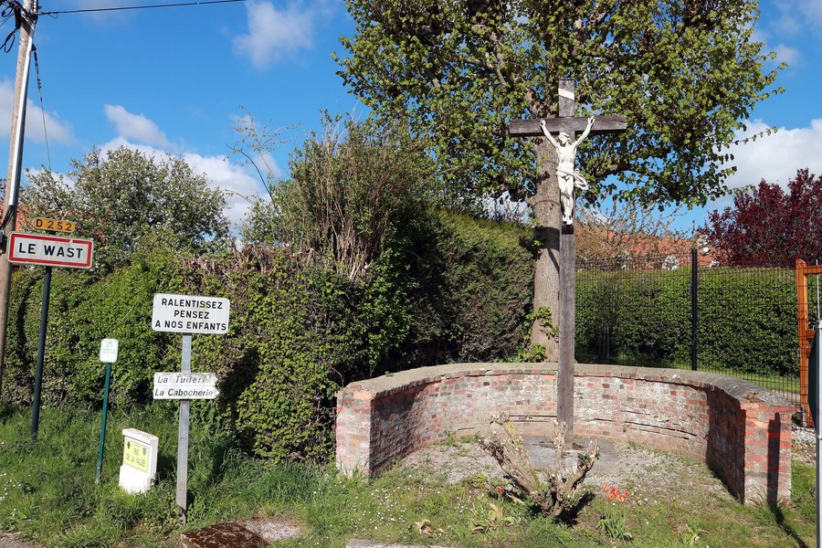 File:Le Wast — Calvaire.jpg