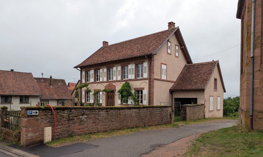 File:Lichtenberg-06-Rue du Milieu-2025-gje.jpg