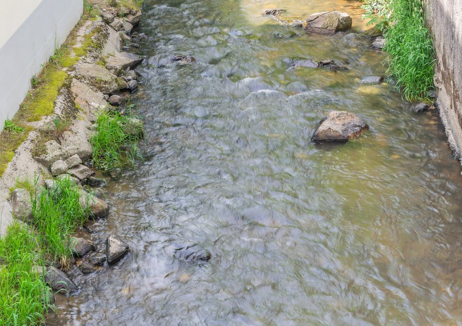 File:Ceor river in Cassagnes-Begonhes.jpg