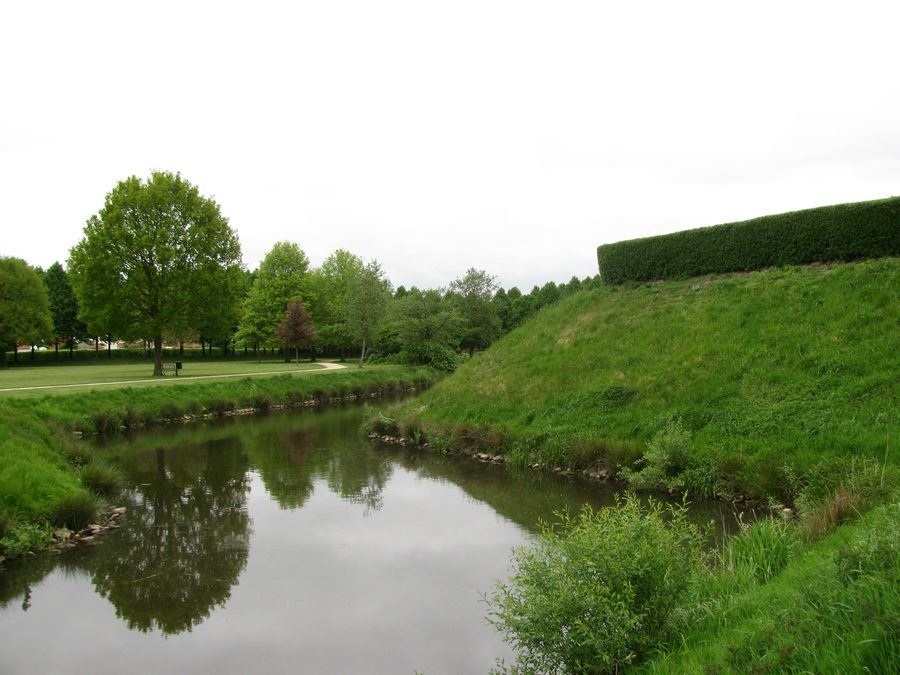Bastion und Graben der teilrekonstruierten Zitadelle in Vechta