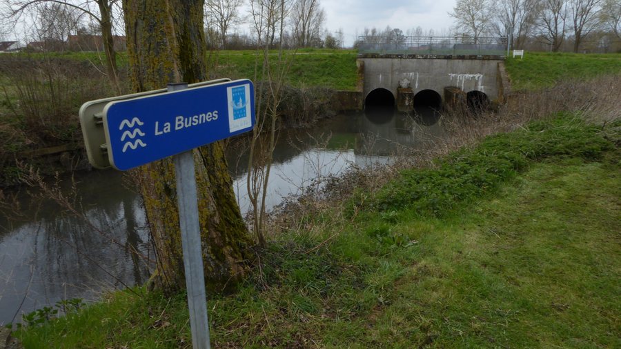 File:Robecq.- France La Busnes.jpg