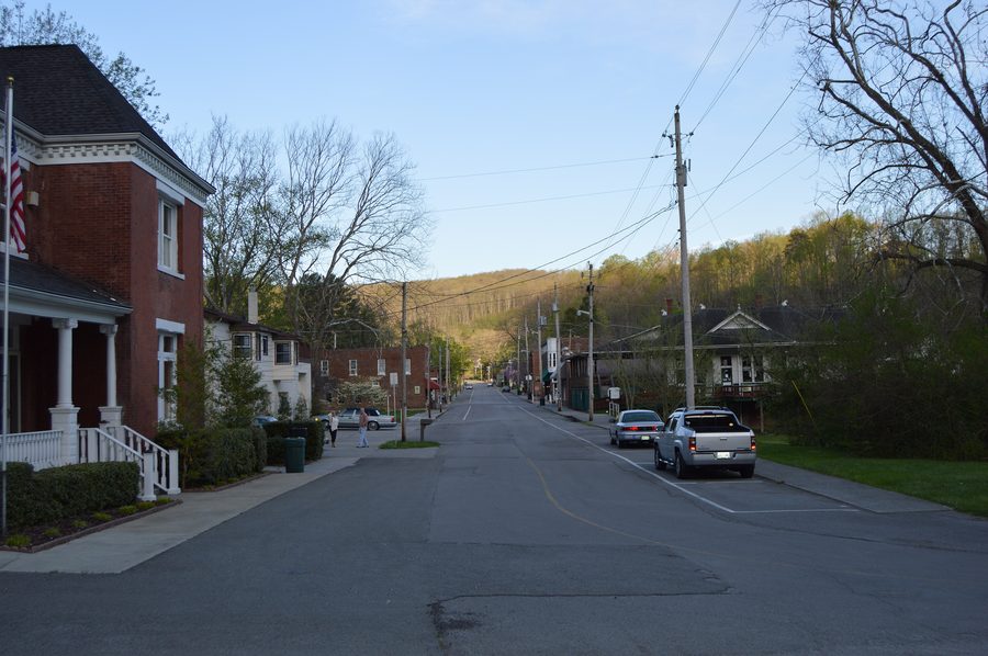Colwyn Avenue nel centro storico di Cumberland Gap, Tennessee