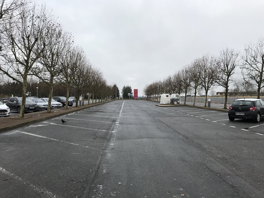File:Aire de Venoy (Yonne, France) - 0.JPG