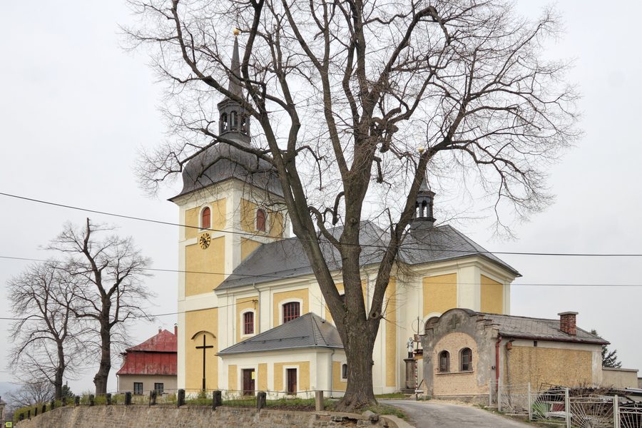 Kostel sv. Vavřince v Dlouhém Mostě, okres Liberec