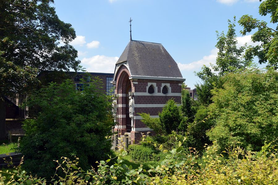 Neogotische Kalvarienkapelle von 1898 in Cuijk, Nordbrabant