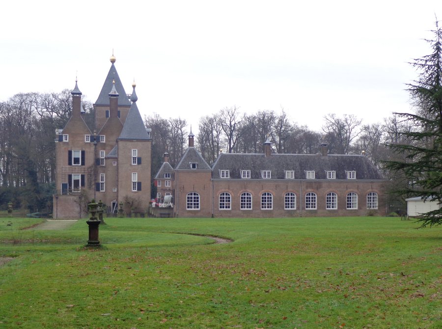 File:Kasteel Renswoude Hoofdgebouw (2).jpg