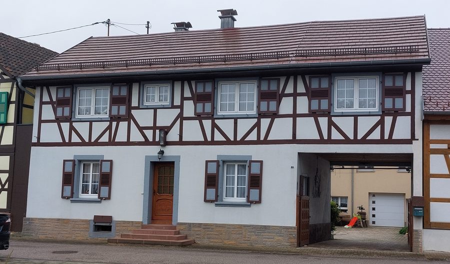 Maison à colombage au 2 Route du Rhin à Mothern