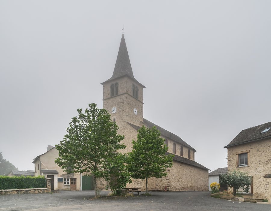 File:St John the Baptist church in Tauriac-de-Naucelle (2).jpg