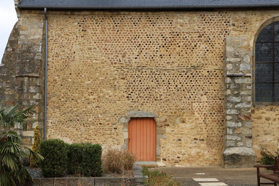 File:Savigné-l'Évêque - Eglise Saint-Germain - 01.jpg