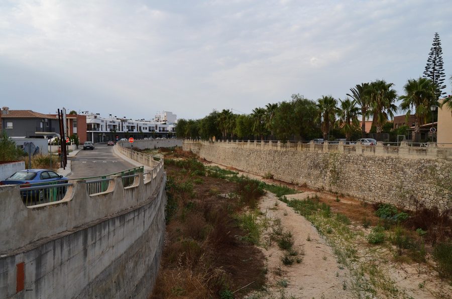 Il fiume Girona nel suo percorso attraverso Els Poblets