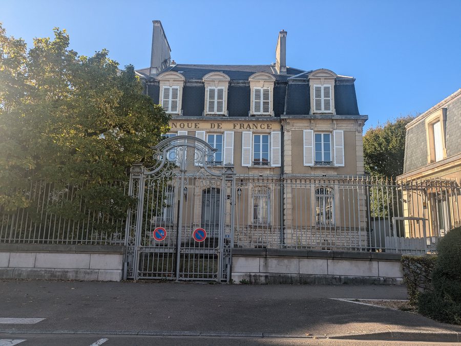 File:Vesoul - ancien hôtel de la banque de France (24 octobre 2024).jpg