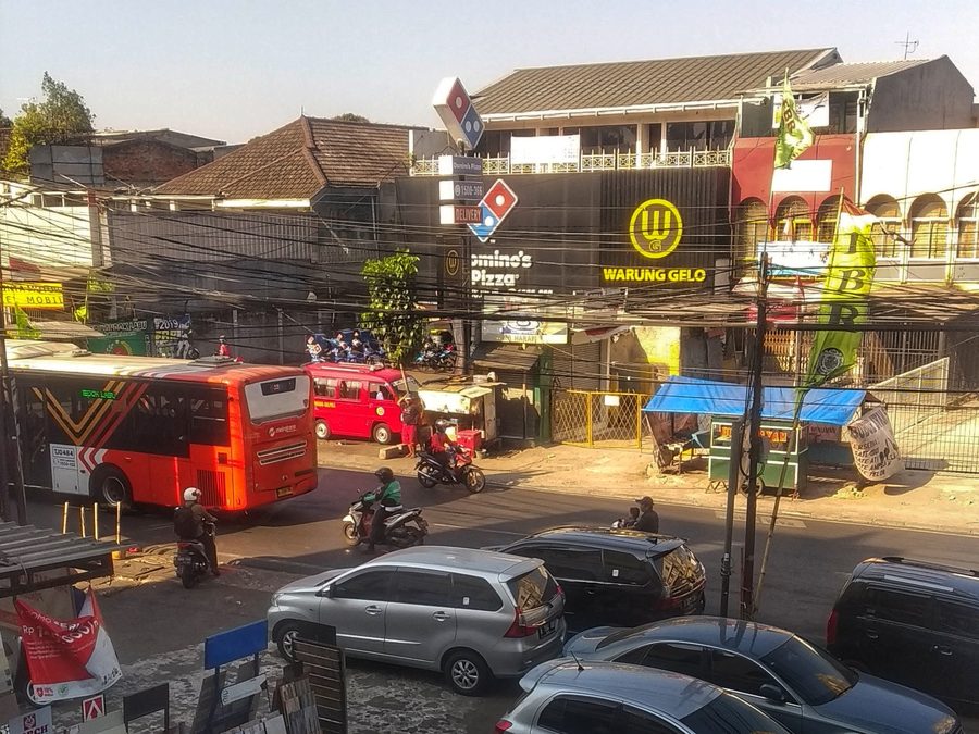 Strada Jalan Pondok Labu Raya a Jakarta, Indonesia