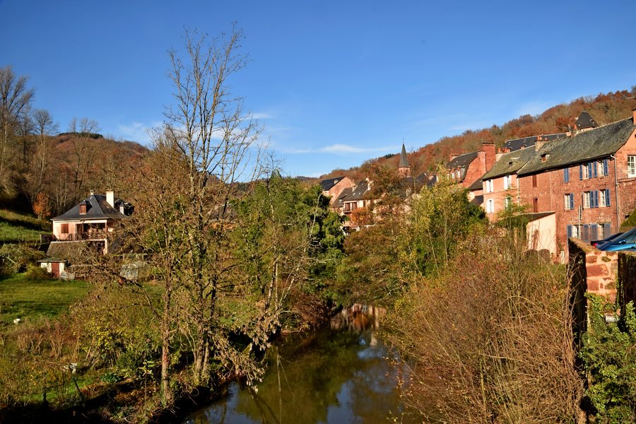 File:Dourdou River in Villecomtal 01.jpg