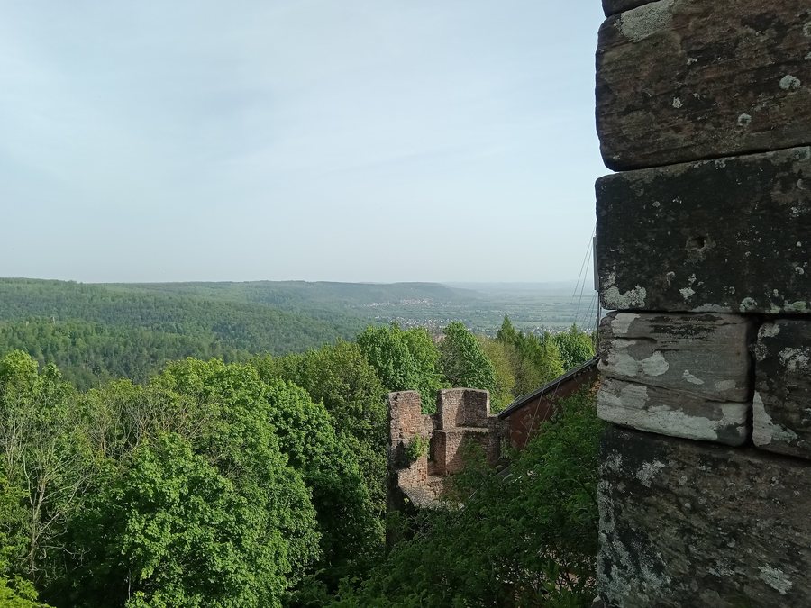 File:Eckartswiller Saint-Jean-Saverne @ Château du Haut-Barr.jpg