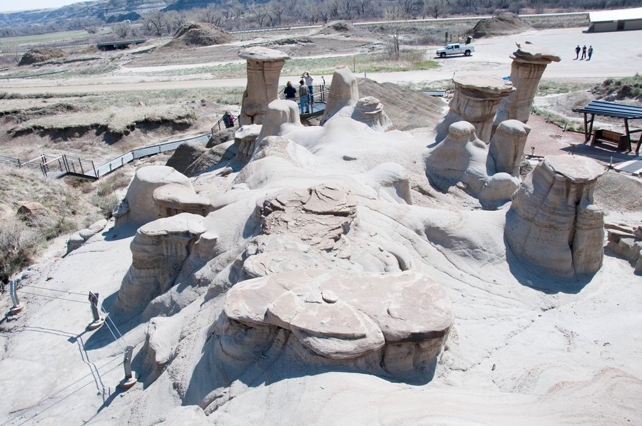 Hoodoos und Badlands-Landschaft bei Drumheller in Alberta