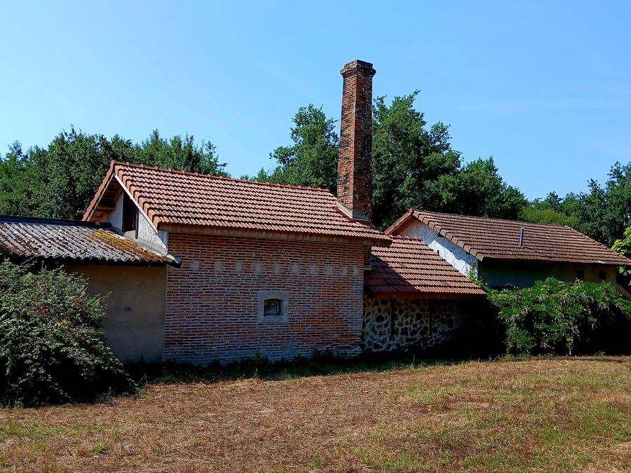 File:Ancienne usine Saint-Paul-en-Born.jpg