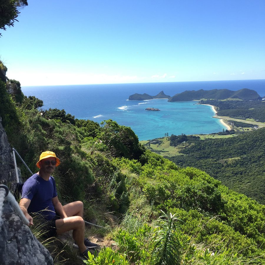 Vista da Goat House Cave su Lord Howe Island.