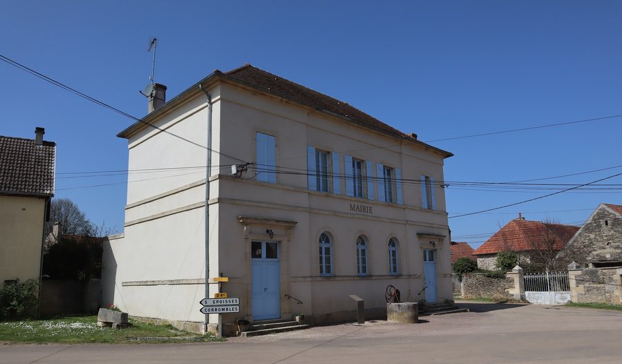 File:Corsaint (21) Mairie.jpg