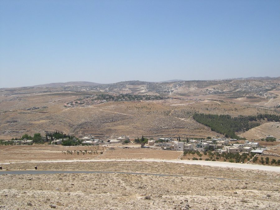 Blick vom Herodium über die Hügellandschaft bei Bethlehem.
