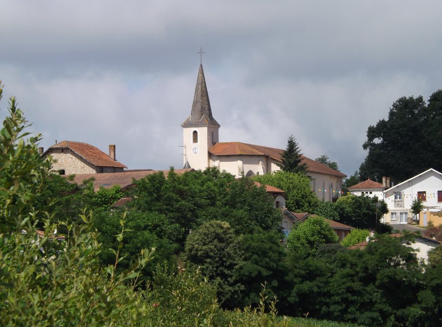 File:Eglise ND Doazit.jpg
