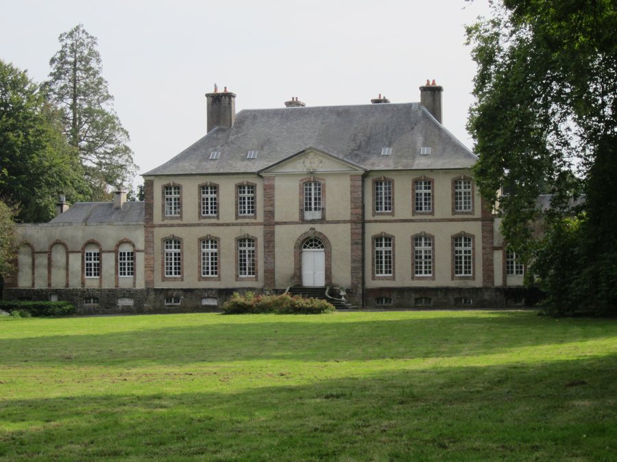 File:Château de Carantilly (2).JPG