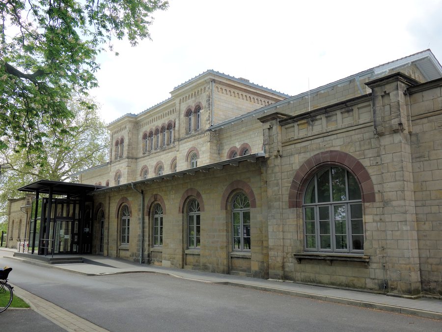 File:BahnhofBörßumOstseite2021.jpg