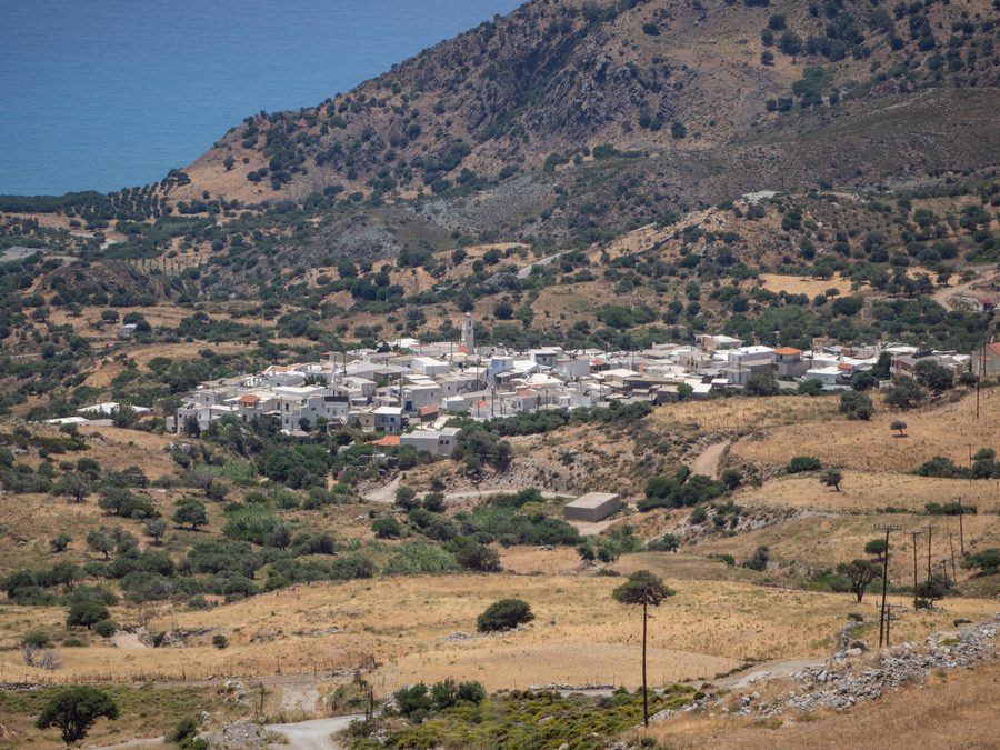 Vista di Kerames, Creta, da nord-est