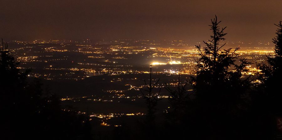 Vista notturna della Moravia-Slesia